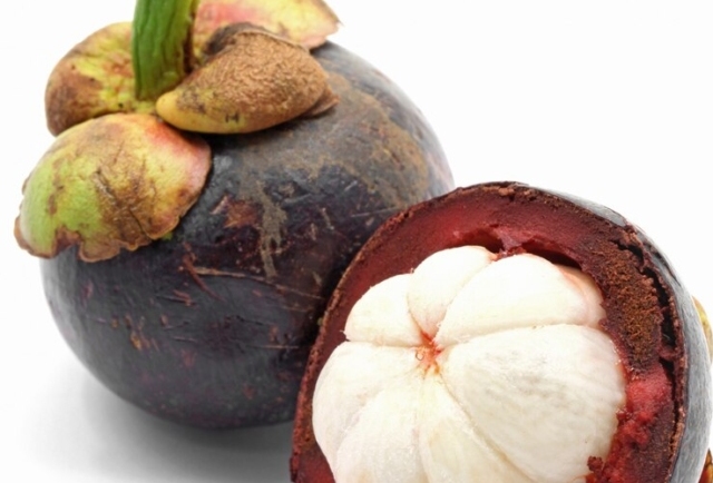 Mangosteen: The Fruit That May Help with Inflammation and Skin Repair