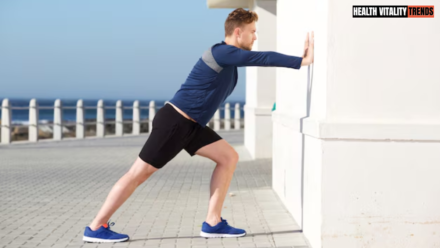 The Calf Stretch Runners and Lifters Swear By for Better Mobility