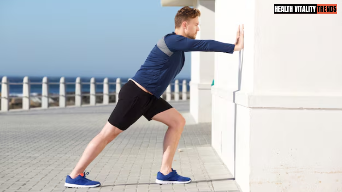 The Calf Stretch Runners and Lifters Swear By for Better Mobility
